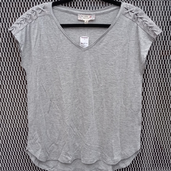 Pink Republic Tops - Pink Republic Grey T-Shirt Size M